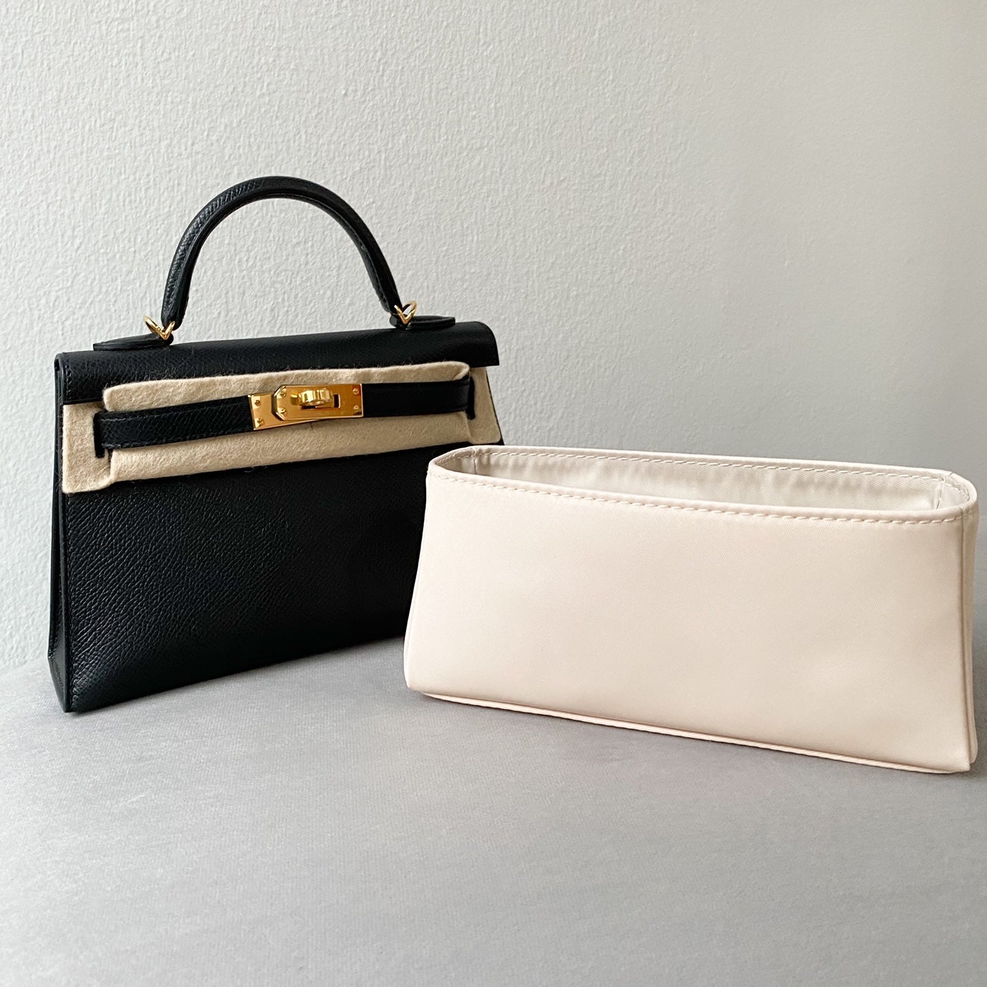 Kelly Mini II Bag Caddy in Cream Silk