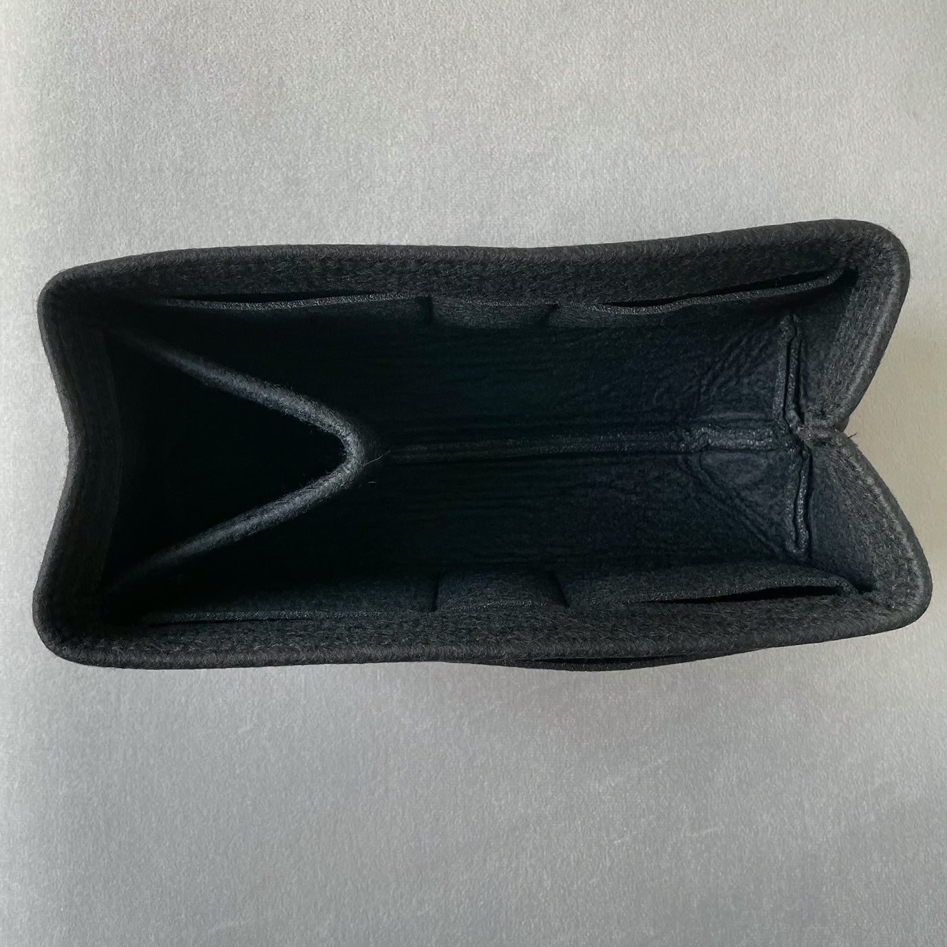 Kelly Bag Caddy in Black