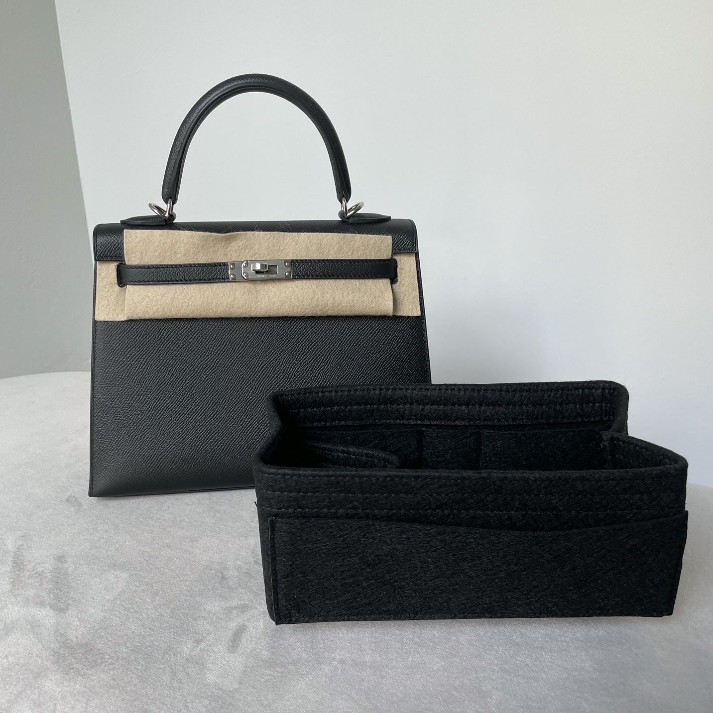 Kelly Bag Caddy in Black