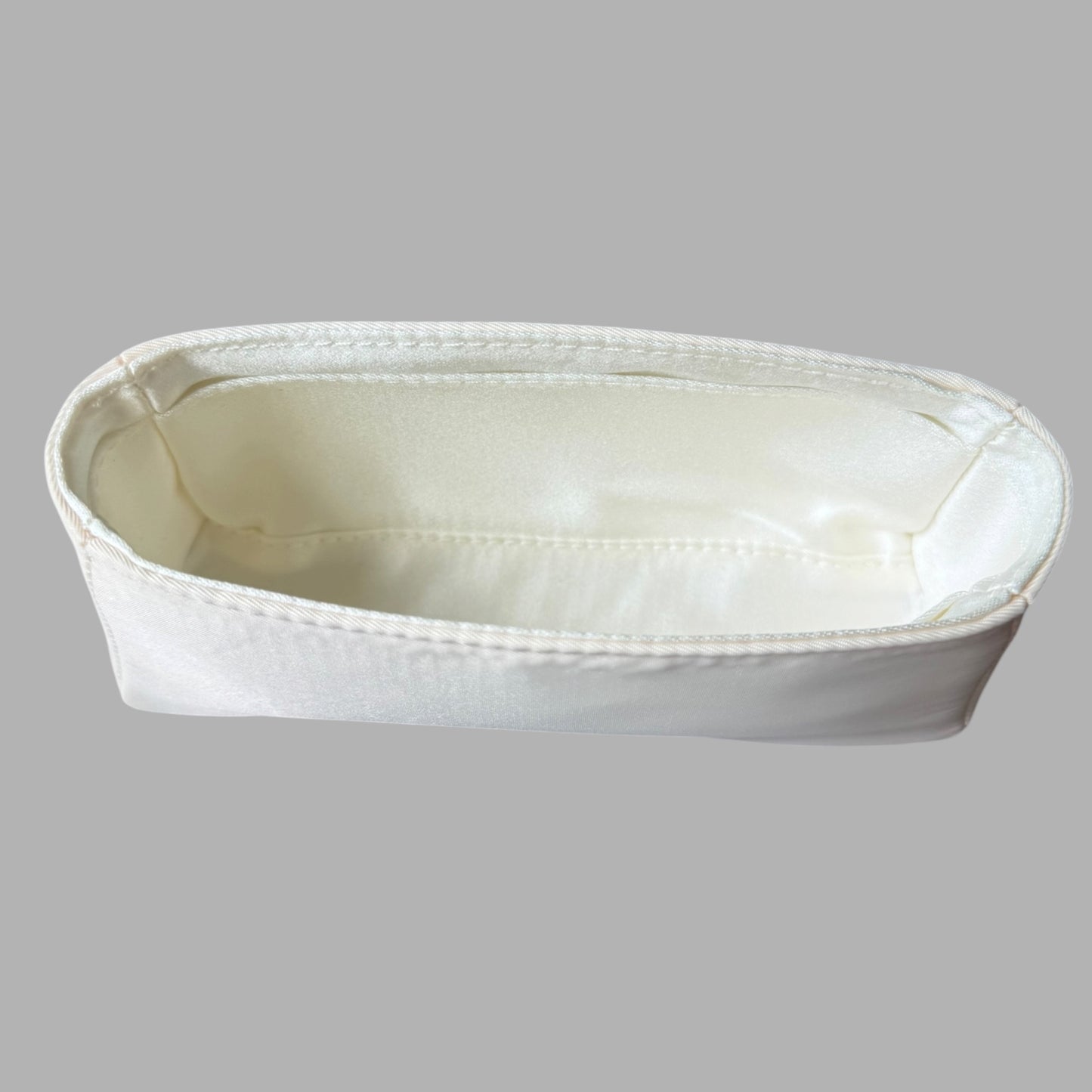 Kelly Mini II Bag Caddy in Cream Silk
