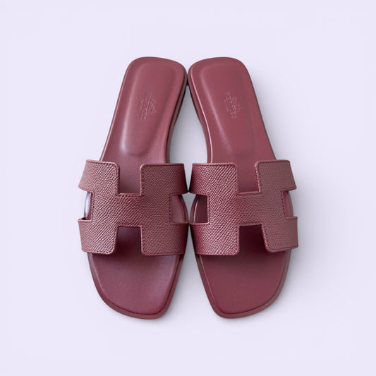 Hermès Oran Sandals Rouge H