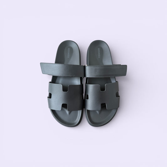 Hermès Chypre Sandals Men Black
